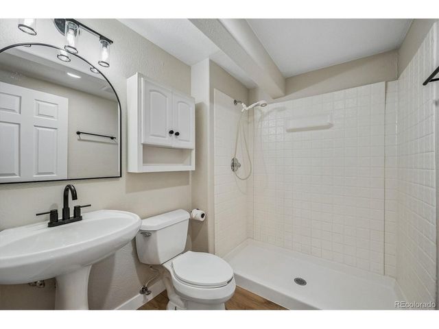 10138 W Roxbury Ave, Littleton, CO 80127