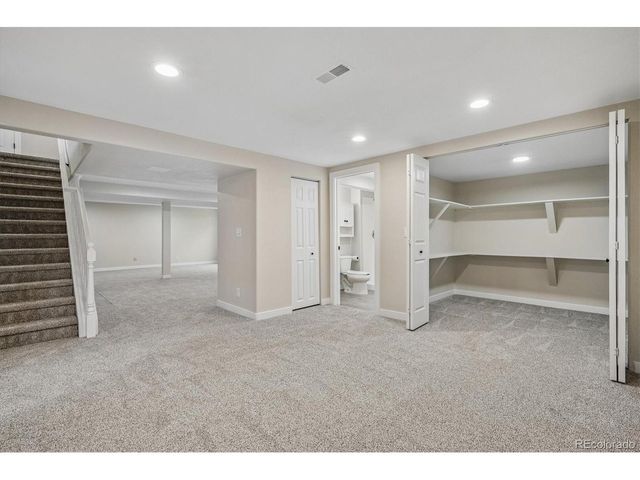 10138 W Roxbury Ave, Littleton, CO 80127