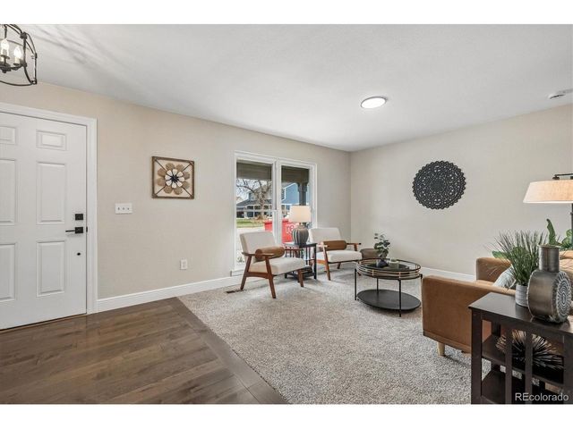 10138 W Roxbury Ave, Littleton, CO 80127