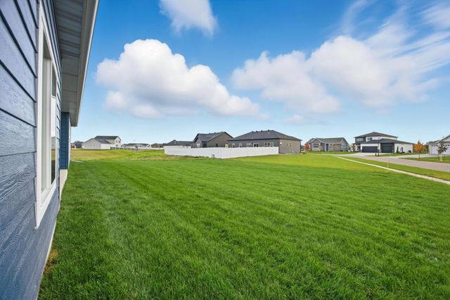 4757 11th Street W, West Fargo, ND 58078