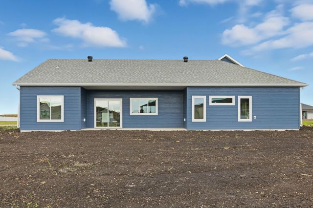 4757 11th Street W, West Fargo, ND 58078