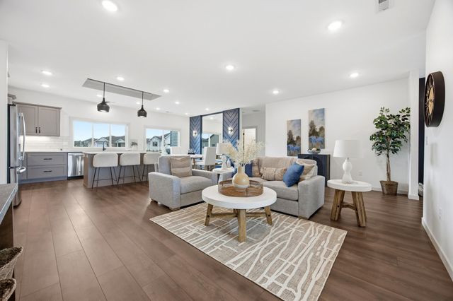 4757 11th Street W, West Fargo, ND 58078