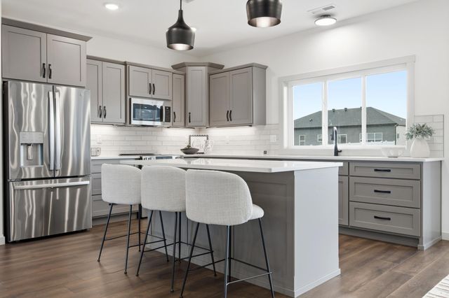 4757 11th Street W, West Fargo, ND 58078