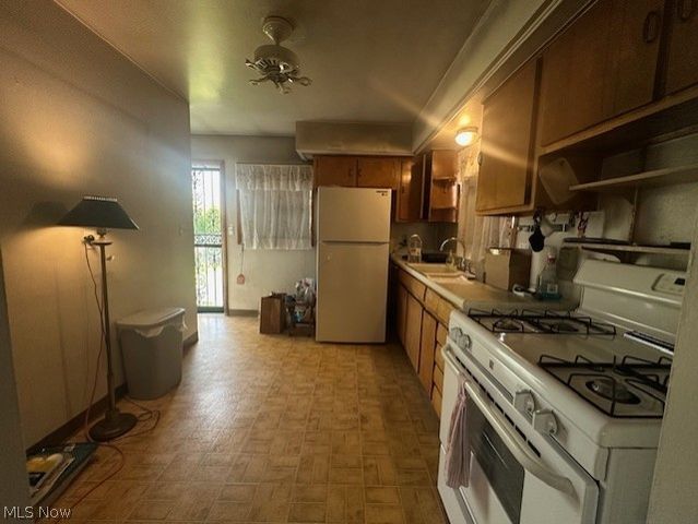 1171 Doris Drive, Hubbard, OH 44425