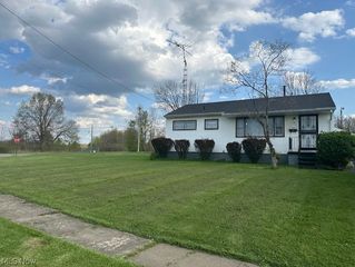 1171 Doris Drive, Hubbard, OH 44425