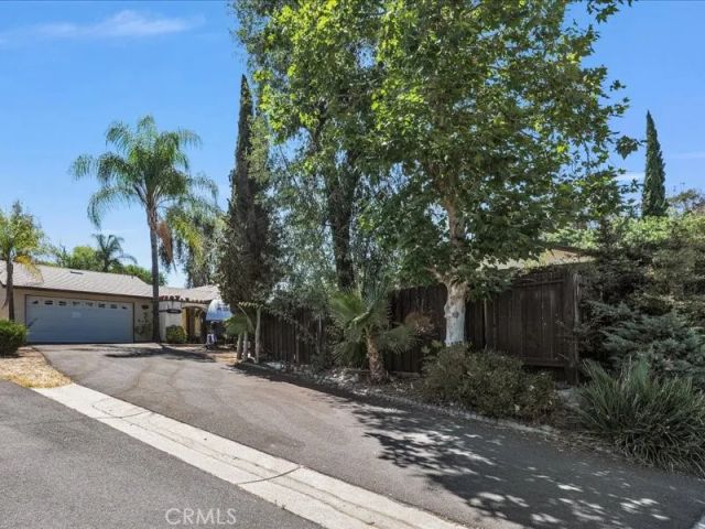 41041 Via Halcon, Temecula, CA 92591