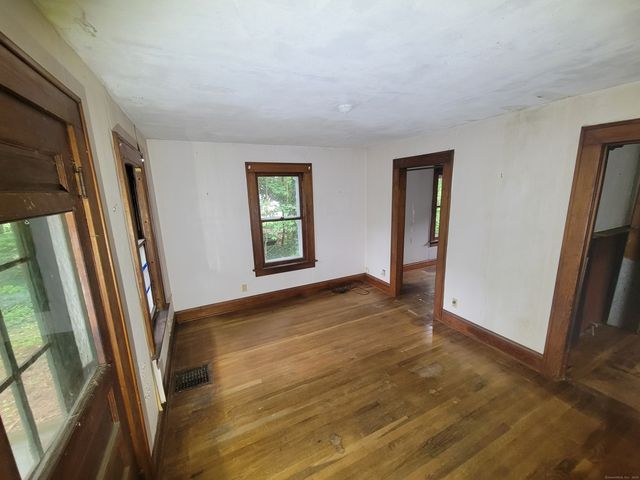 44 Wells Road, Granby, CT 06035