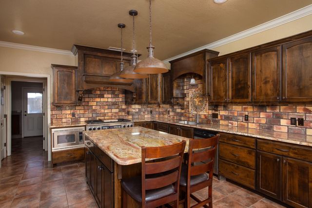 9900 MYATT Drive, Amarillo, TX 79119