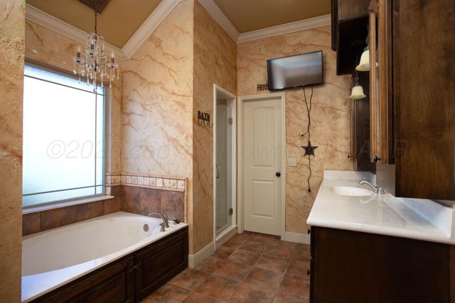 9900 MYATT Drive, Amarillo, TX 79119