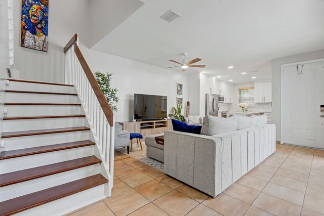 1545 Seagrape Way 1545, Hollywood, FL 33019