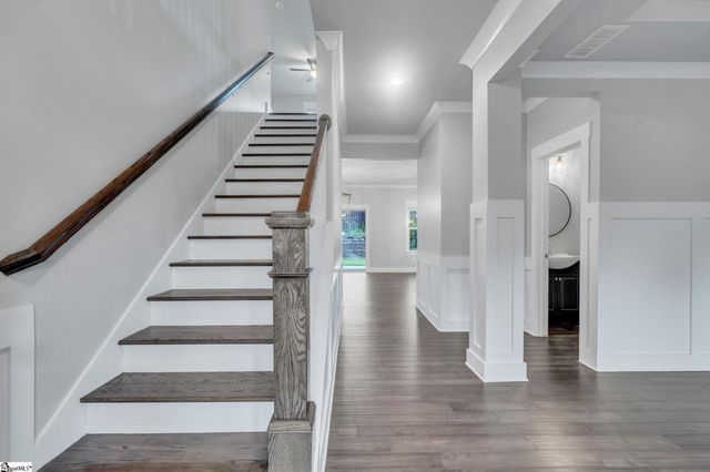 14 Park Vista Way, Greenville, SC 29617