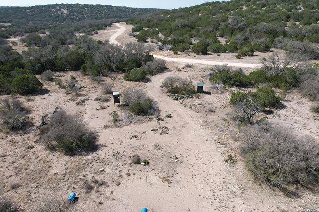 2197 Sd 45340, Rocksprings, TX 78880