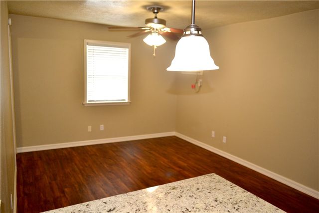 4212 Old College Road 7, Bryan, TX 77801