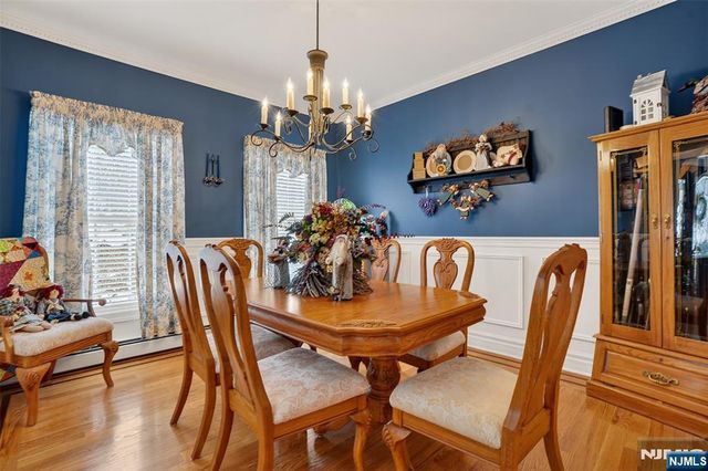 40 Cedar Street, Bloomingdale, NJ 07403