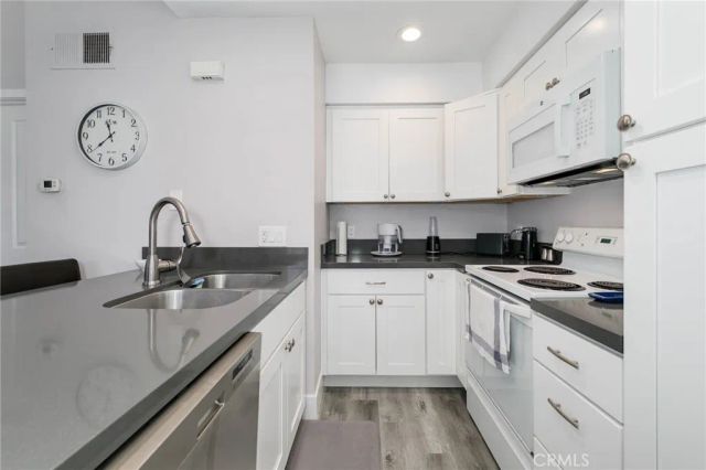 3500 S Greenville B2, Santa Ana, CA 92704