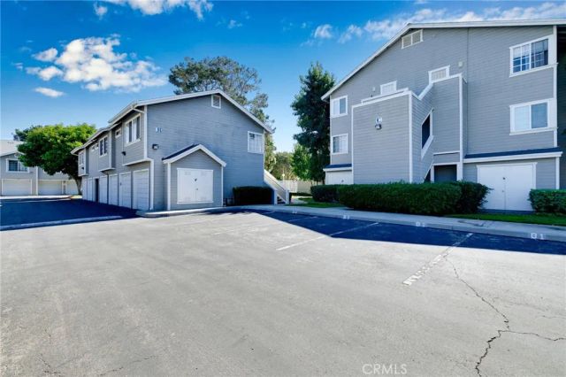 3500 S Greenville B2, Santa Ana, CA 92704