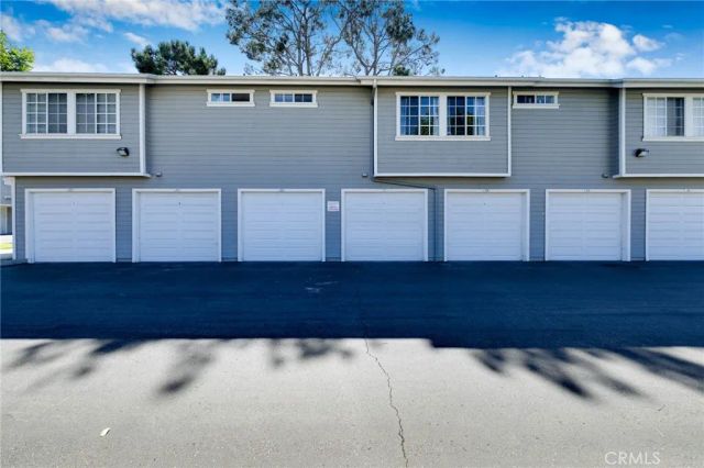 3500 S Greenville B2, Santa Ana, CA 92704