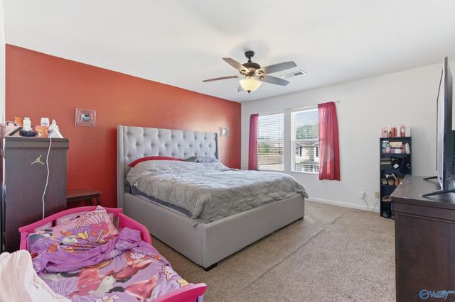 212 Whitestone Drive, Huntsville, AL 35810