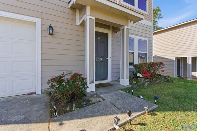 212 Whitestone Drive, Huntsville, AL 35810