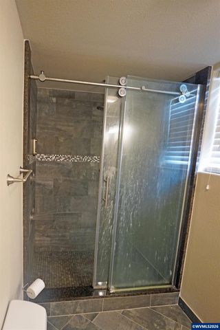 2305 Mosswood Ct S, Salem, OR 97306