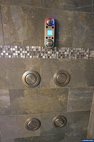 2305 Mosswood Ct S, Salem, OR 97306