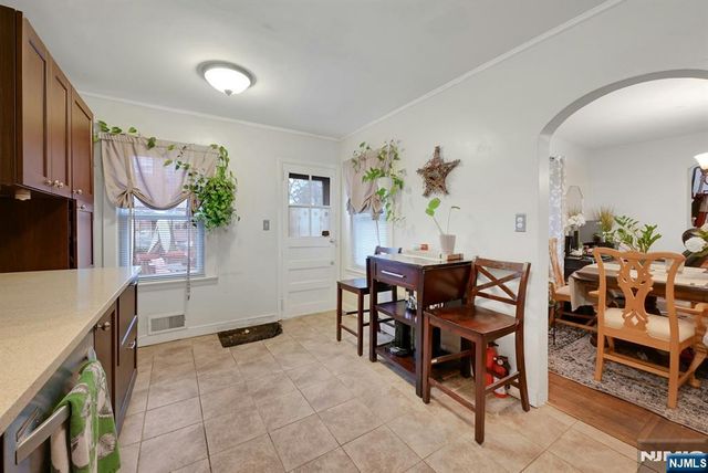 113 Lake Street, Bergenfield, NJ 07621