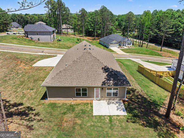 584 Walnut Creek Parkway, Pendergrass, GA 30567