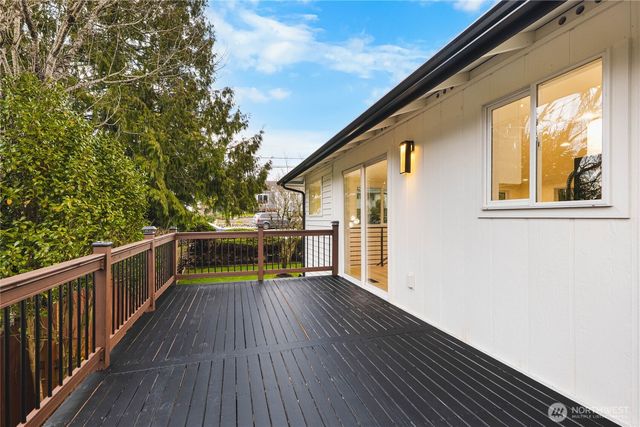 7622 S Thompson Ave, Tacoma, WA 98408