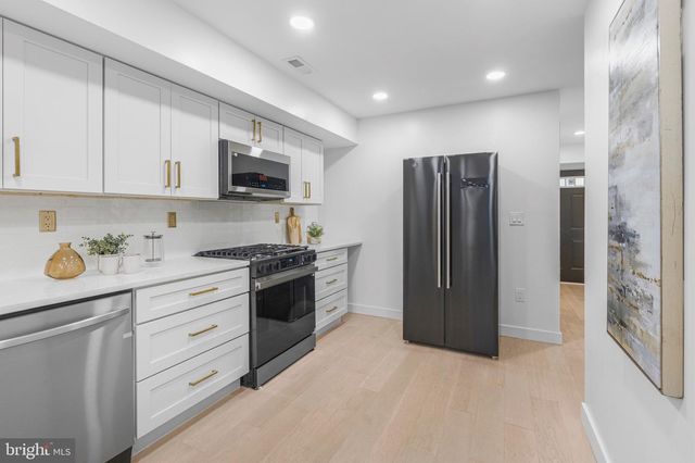 1802 E LAFAYETTE AVE, Baltimore, MD 21213