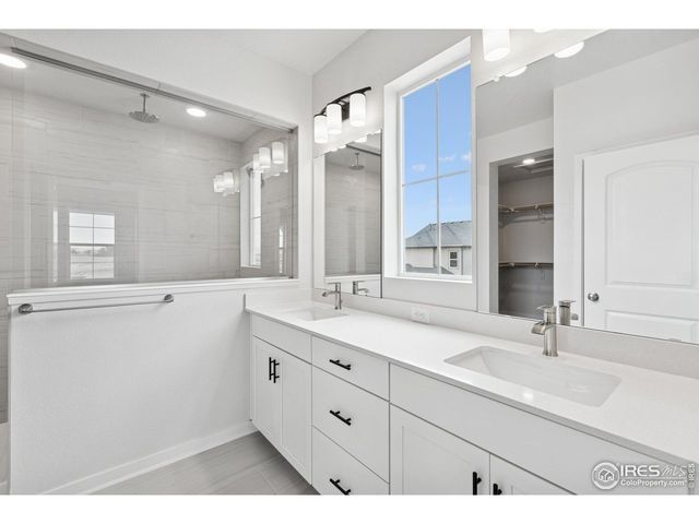 2703 Blue Iris Dr, Loveland, CO 80538