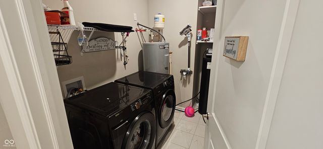 2598 Riviera Place, Greenwood, IN 46143