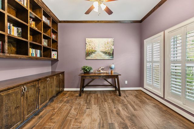 11519 Lakeside Place Drive, Houston, TX 77077