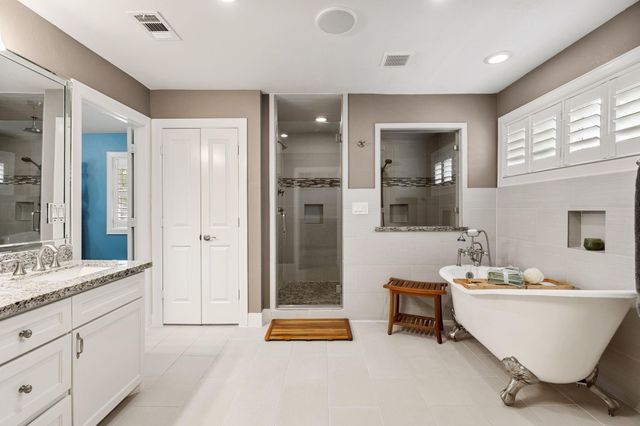 11519 Lakeside Place Drive, Houston, TX 77077