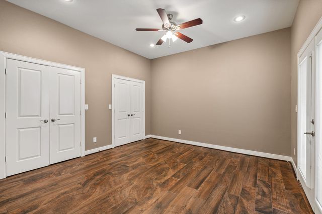 11519 Lakeside Place Drive, Houston, TX 77077