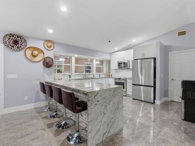11481 Tangerine Boulevard, West Palm Beach, FL 33412