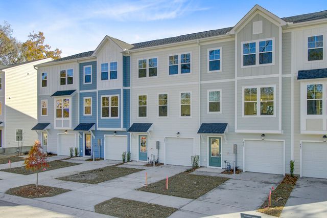 471 Caledon Court, Johns Island, SC 29455