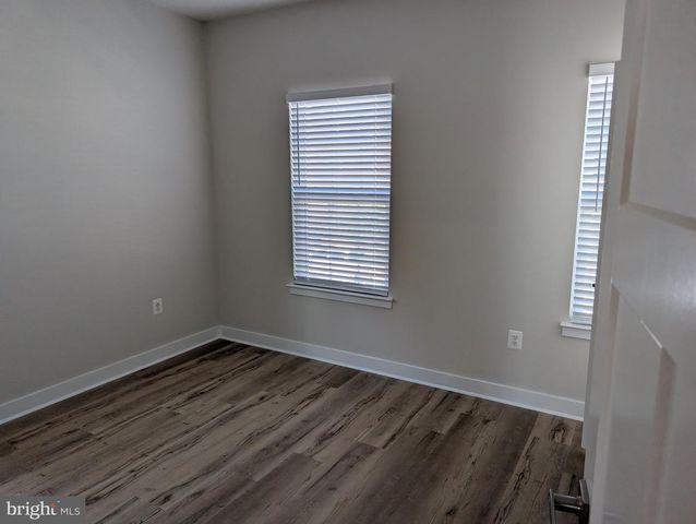 1229 TRENTON PL SE, Washington, DC 20032
