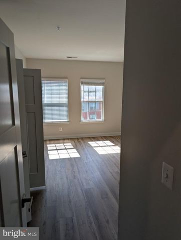 1229 TRENTON PL SE, Washington, DC 20032