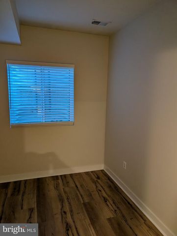 1229 TRENTON PL SE, Washington, DC 20032