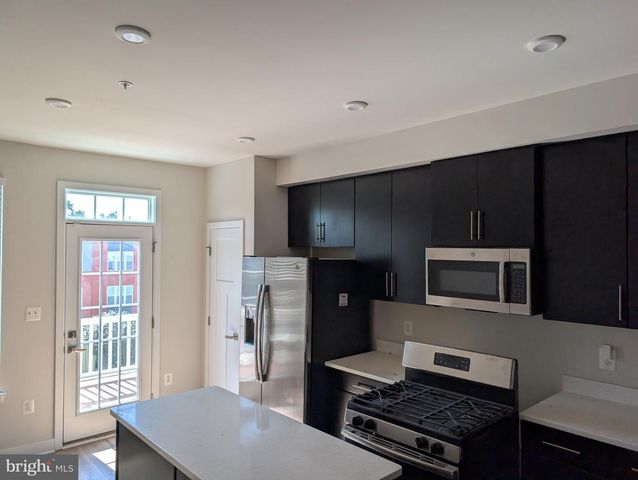 1229 TRENTON PL SE, Washington, DC 20032