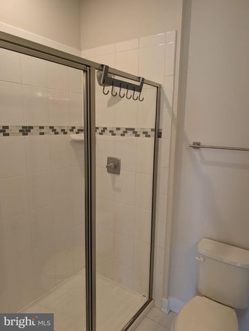 1229 TRENTON PL SE, Washington, DC 20032
