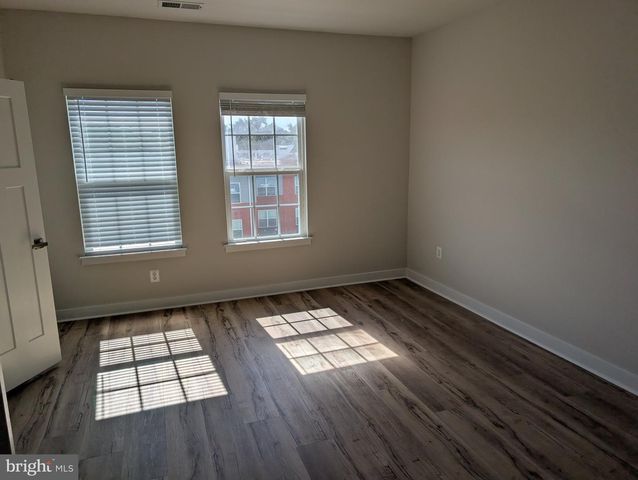 1229 TRENTON PL SE, Washington, DC 20032