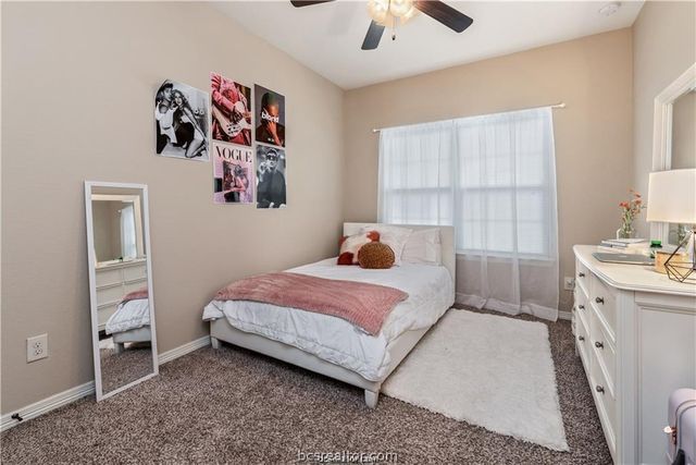 411 Ash, College Station, TX 77840