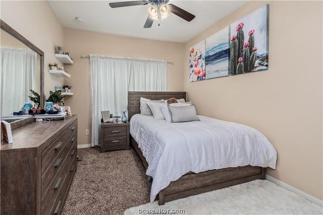 411 Ash, College Station, TX 77840