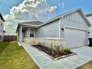 310 Crayfish Drive, Crosby, TX 77532