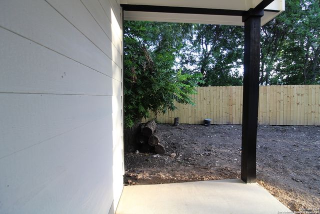 138 c, San Antonio, TX 78207