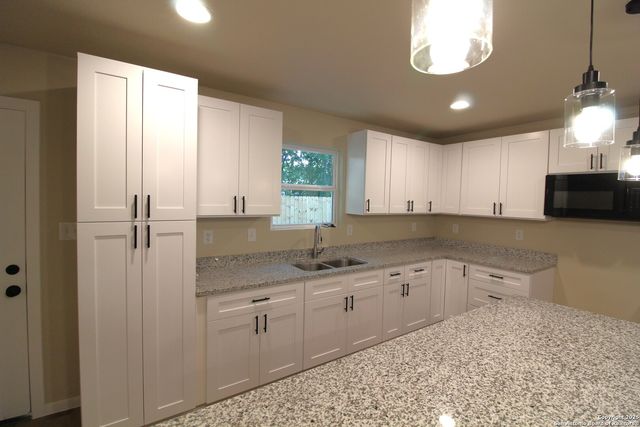 138 c, San Antonio, TX 78207