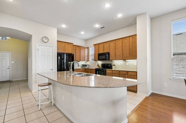 2002 Enchanted Rock Drive, Forney, TX 75126
