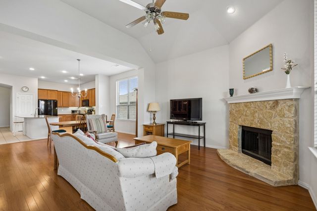2002 Enchanted Rock Drive, Forney, TX 75126