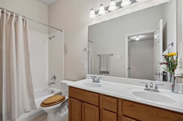 2002 Enchanted Rock Drive, Forney, TX 75126